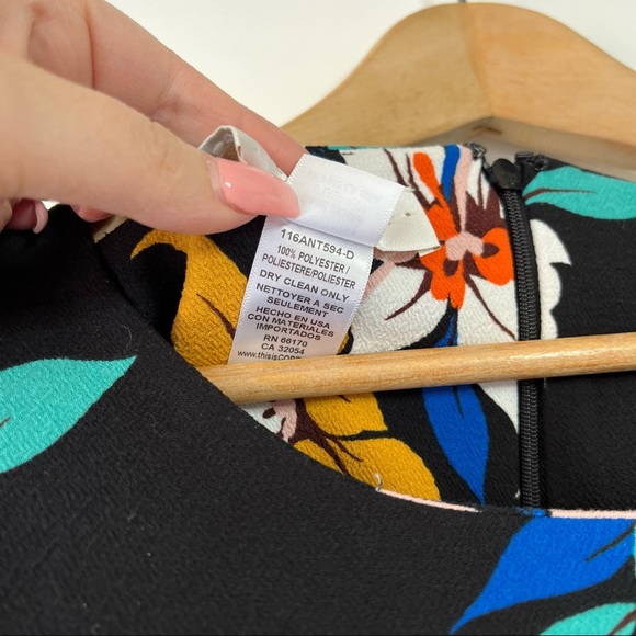 Corey Lynn Calter Anthropologie floral bell sleeve vibrant blouse - Picture 3 of 5